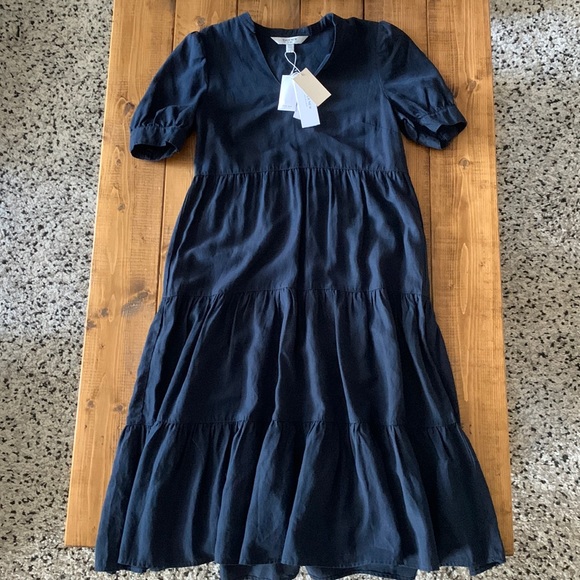 Ever New Lillian Smock Midi Dress - Picture 1 of 4